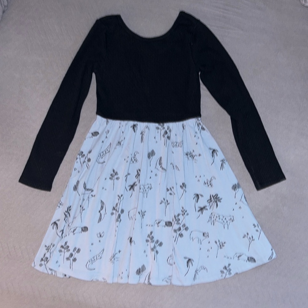 Tea size 8 long sleeve animal print dress